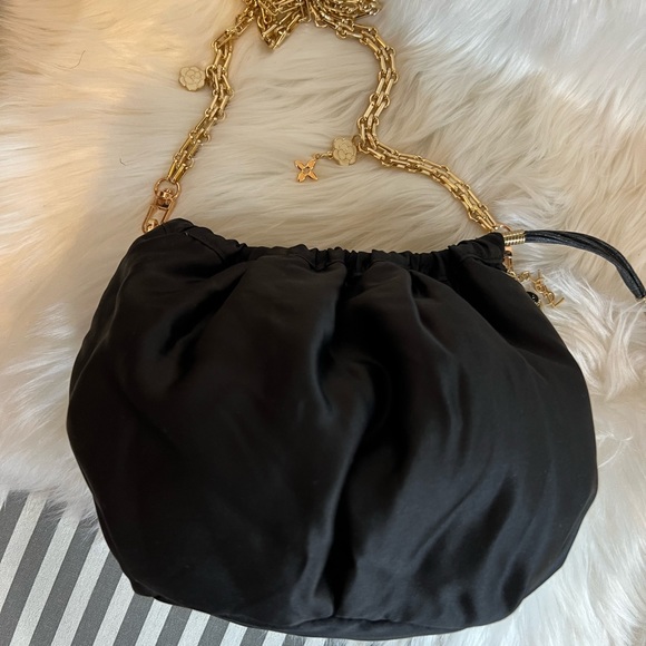 YSL Cosmetic gwp awesome drawstring bag turned chic shoulder bag✨ - Picture 6 of 6